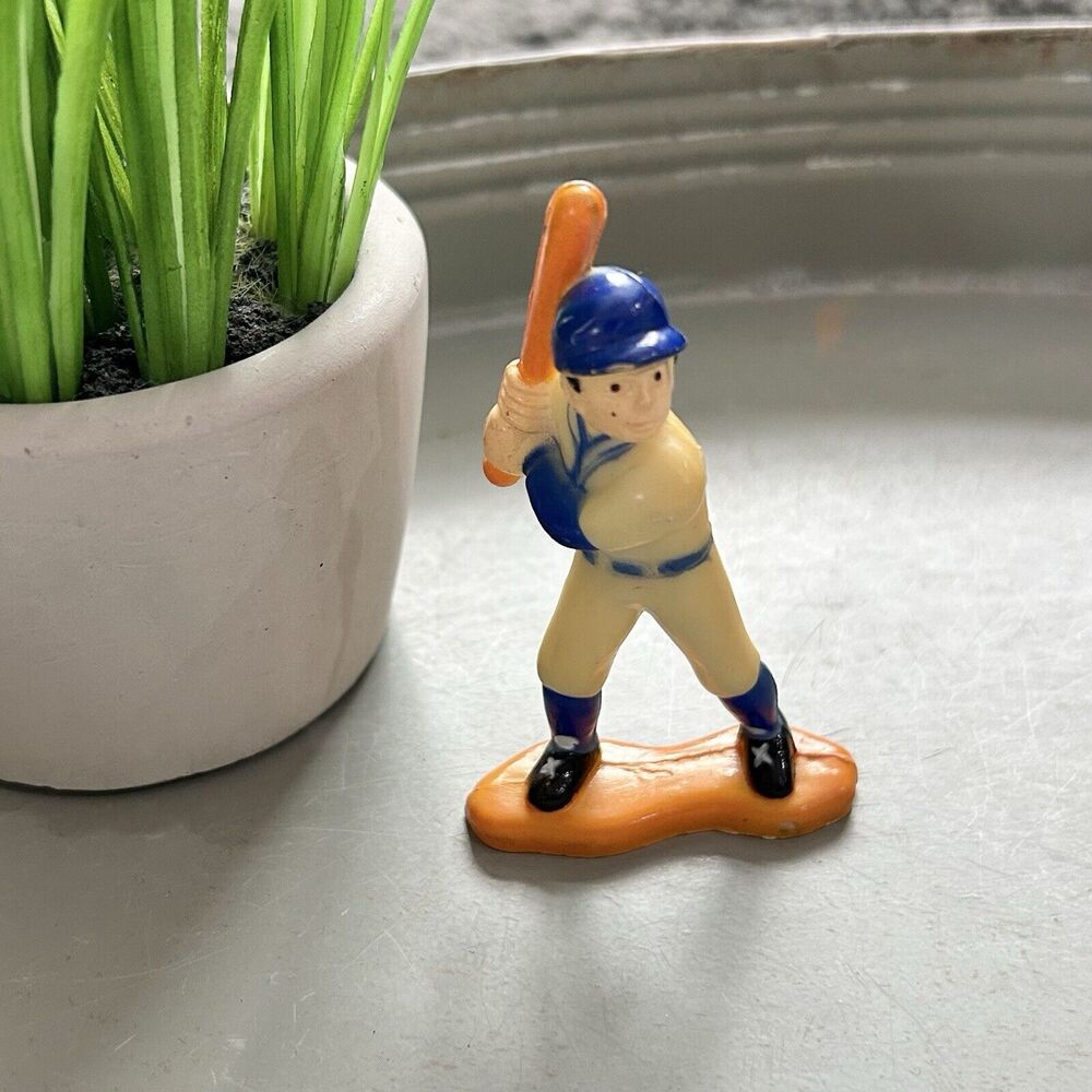 Vintage 1984 Baseball‎ Players Cake Topper Figure Boys Sports 3”